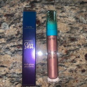 Tarte Rainforest of the Sea H2O gloss  sandy toes